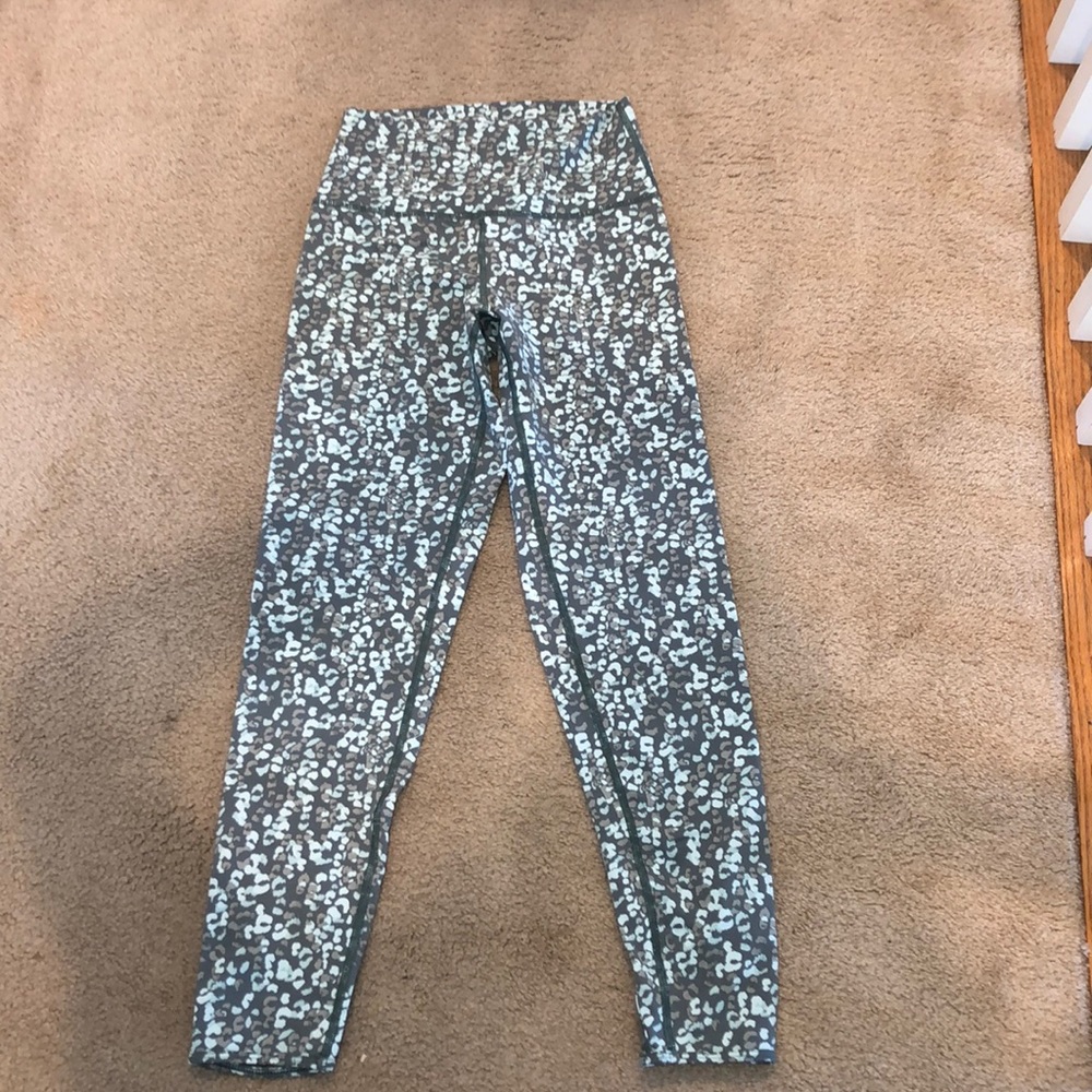 Aerie move leggings